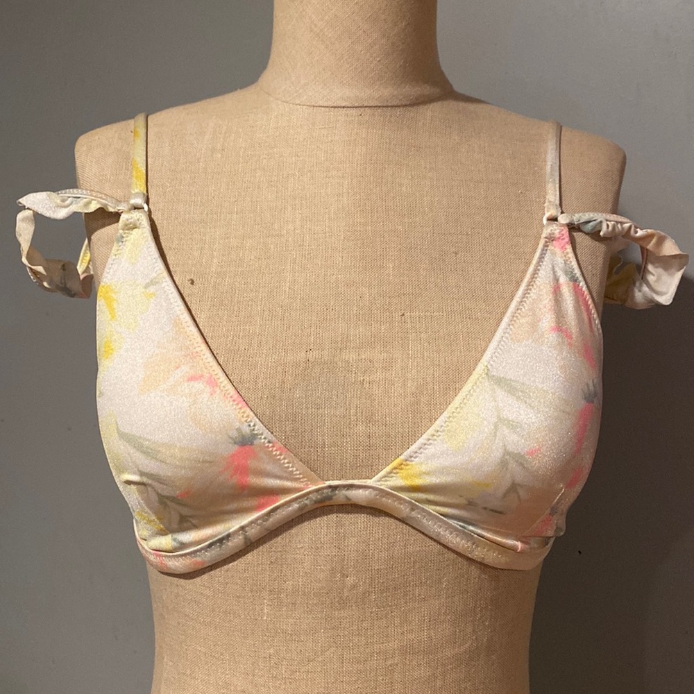 PINK Victoria’s Secret’s Bikini Top